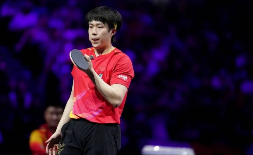 皇冠信用网在线申请_张本智和夺冠皇冠信用网在线申请，4比2胜王楚钦，赛后脱衣庆祝与王皓握手；此前称王皓握手“太敷衍”