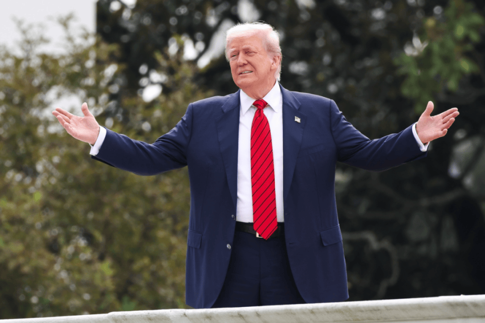 皇冠登3代理申请
_梅德韦杰夫警告北约皇冠登3代理申请
,俄将取消核武器的自我限制