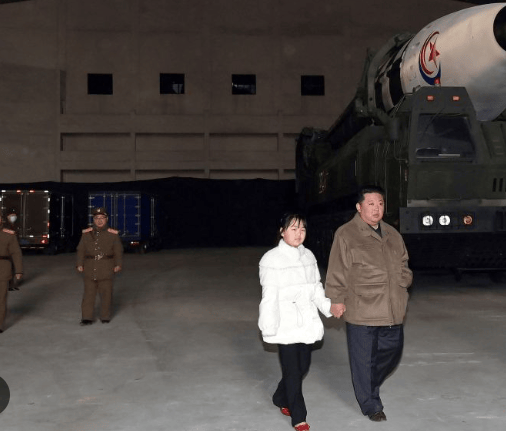 长野琶扼搂vs北九州向日葵_金正恩女儿首登国际舞台长野琶扼搂vs北九州向日葵，引爆接班传闻！英国首相被架空，工党内斗成全武行…